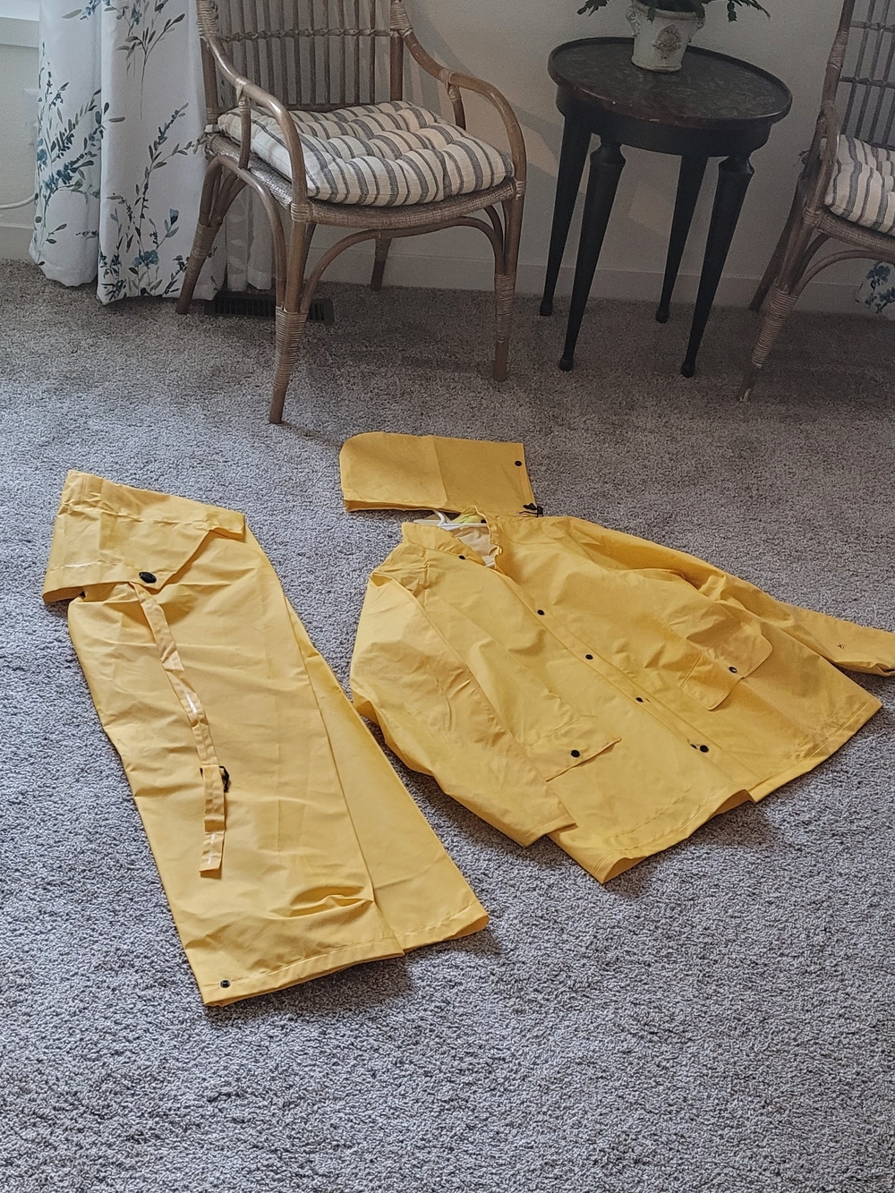 Adult Rainfair PVC Rainsuit - Picture 4 of 7